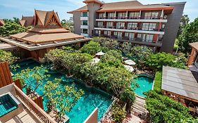 โรงแรมไอเรสท์